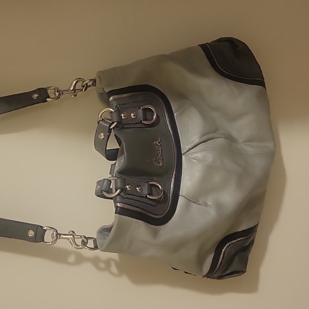 Coach bag - Picture 2 of 3